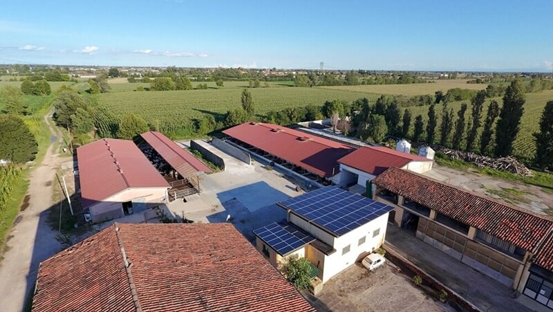 La cascina dell'Azienda Agricola Guerrini a Bagnolo Mella, Brescia